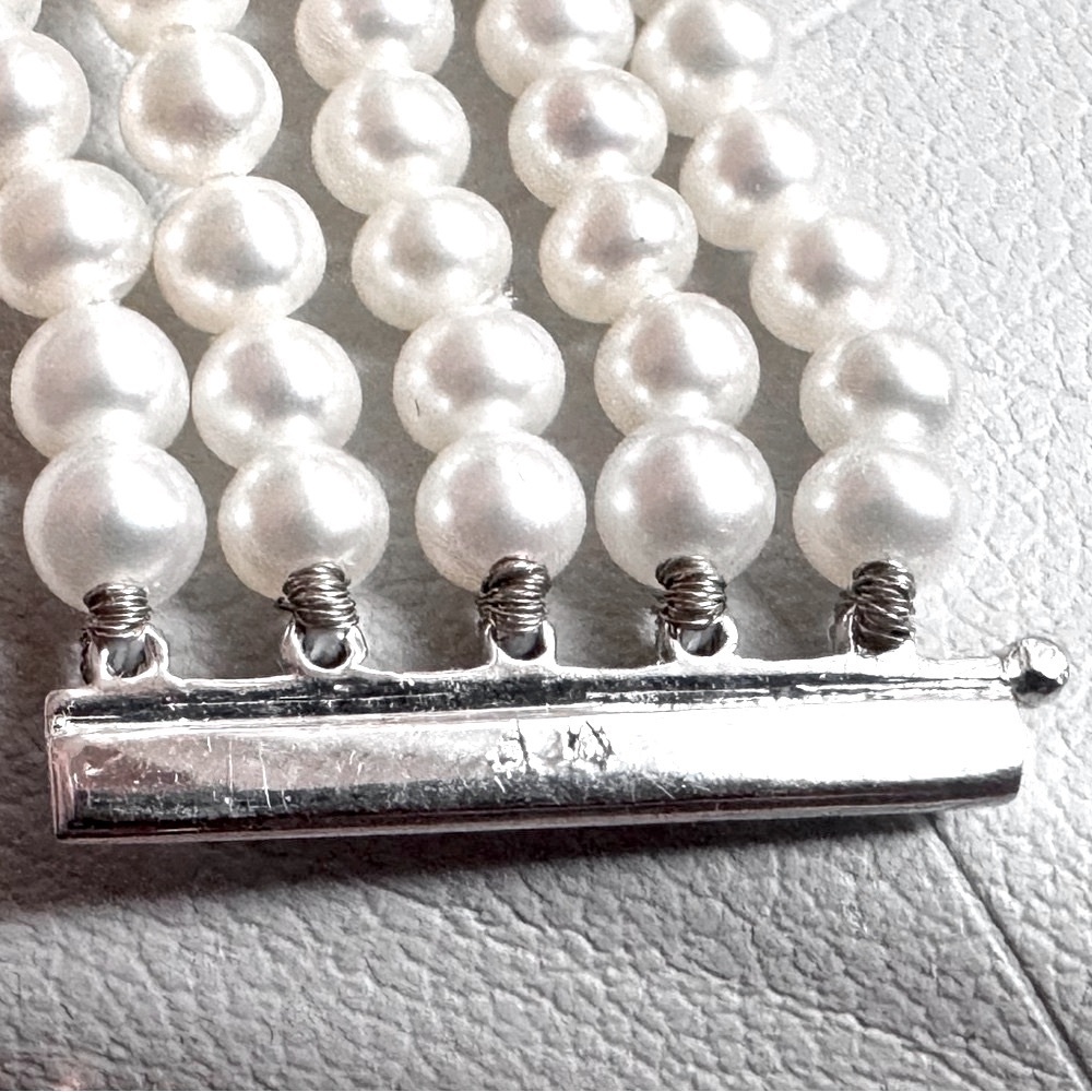 ✨💎 HOST PICK✨18K White Gold Mark Lash Diamond & Pearl Cuff Bracelet ✨ - Picture 8 of 16
